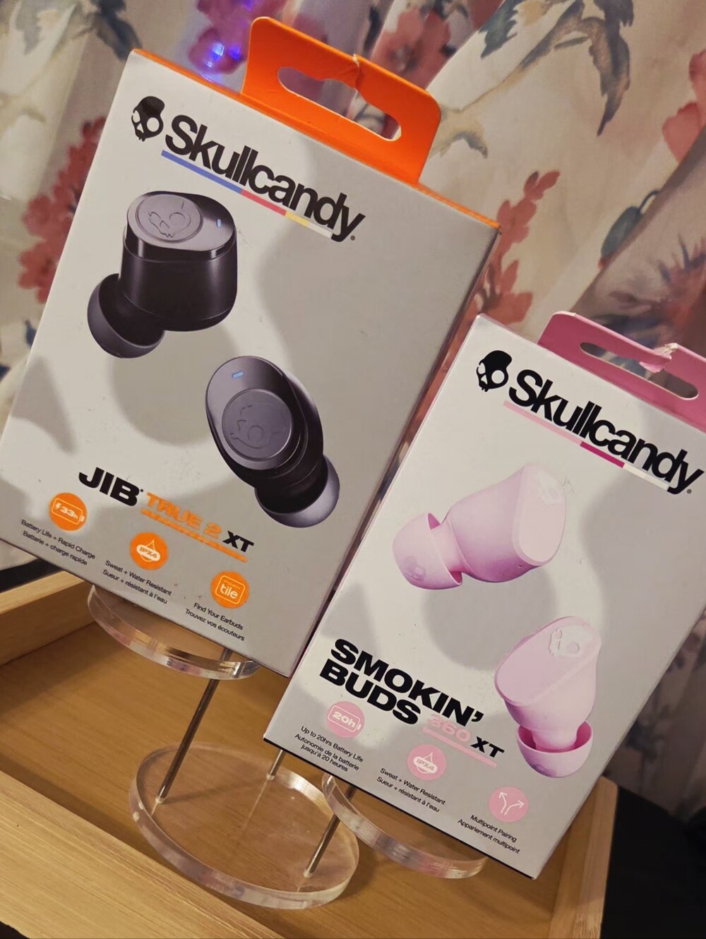 Skullcandy His & Hers Ear Buds! Smokin' Buds 360 XT & JIB TRUE 2 XT